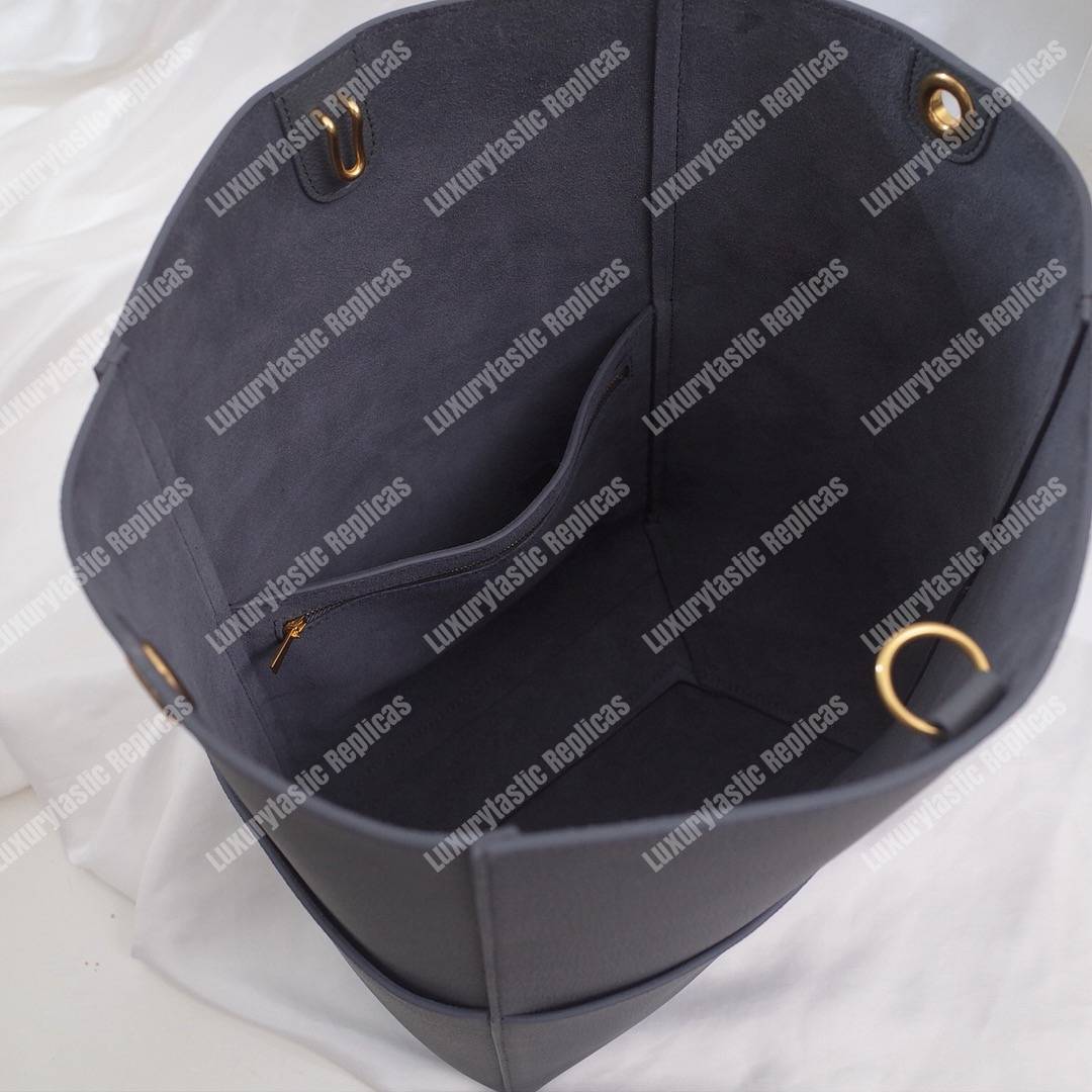 Ce**e sangle bucket bag in soft grained calfskin grey