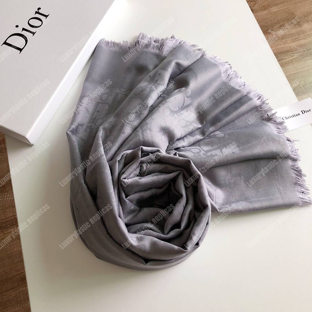 CD Grey Oblique 140 Stole