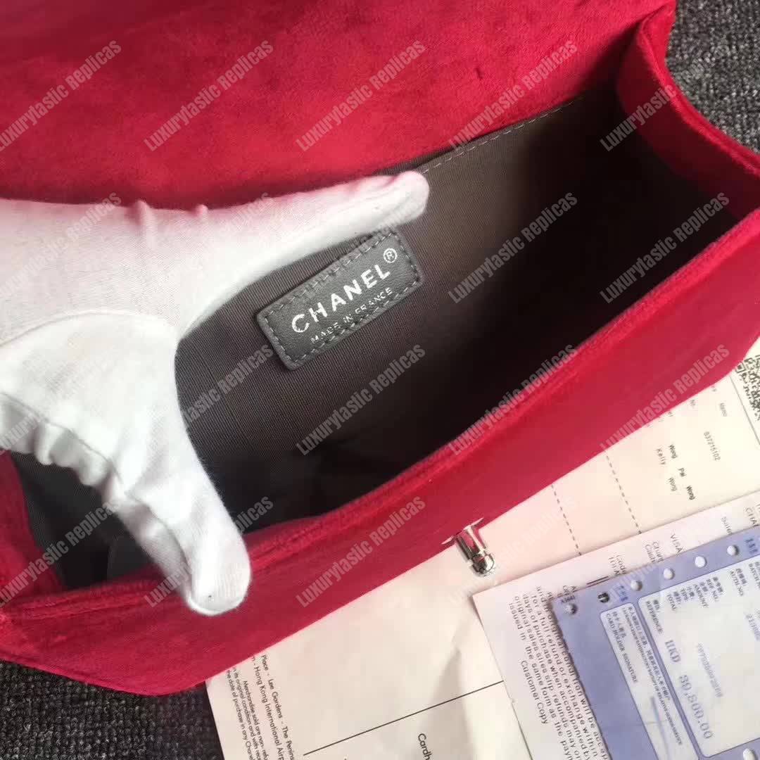 Ch*el medium boy handbag velvet red