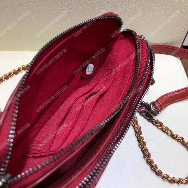 Ch*el clutch with chain red