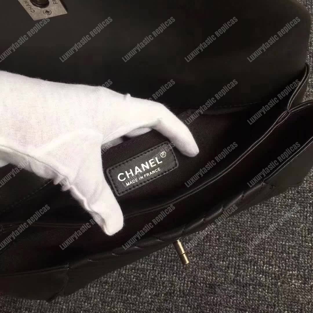 Ch*el reversed clutch black