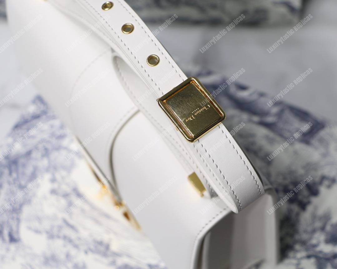 30 Montaigne Calfskin Bag Off-White