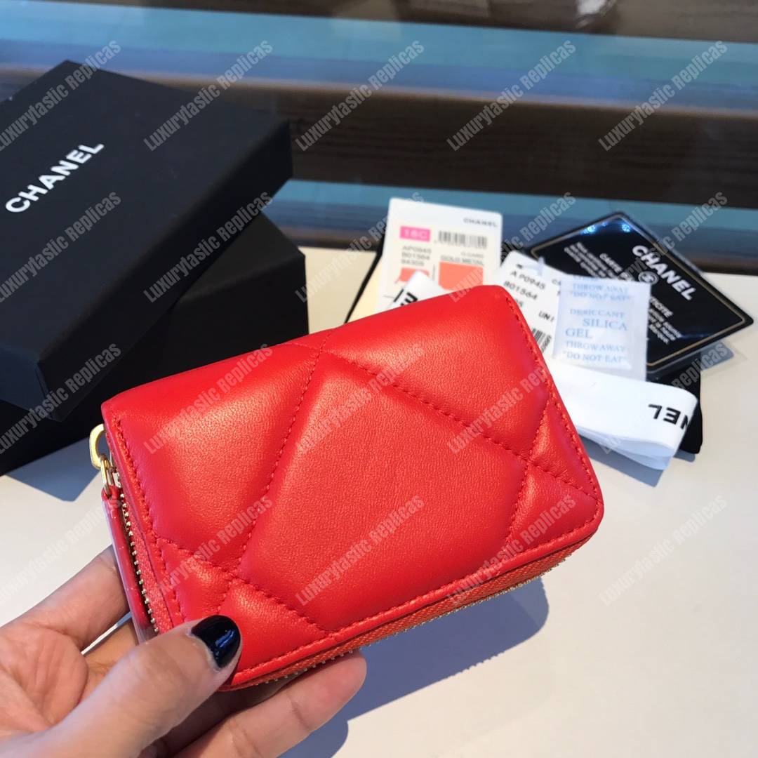 Ch*el 19 zipped coin purse red