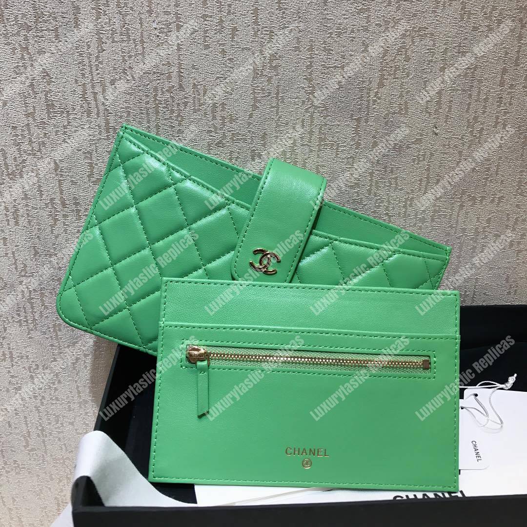 Ch*el classic pouch lambskin leather green