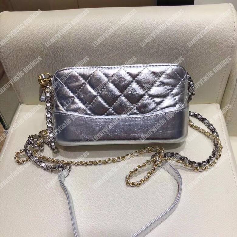 Ch*el clutch with chain silver