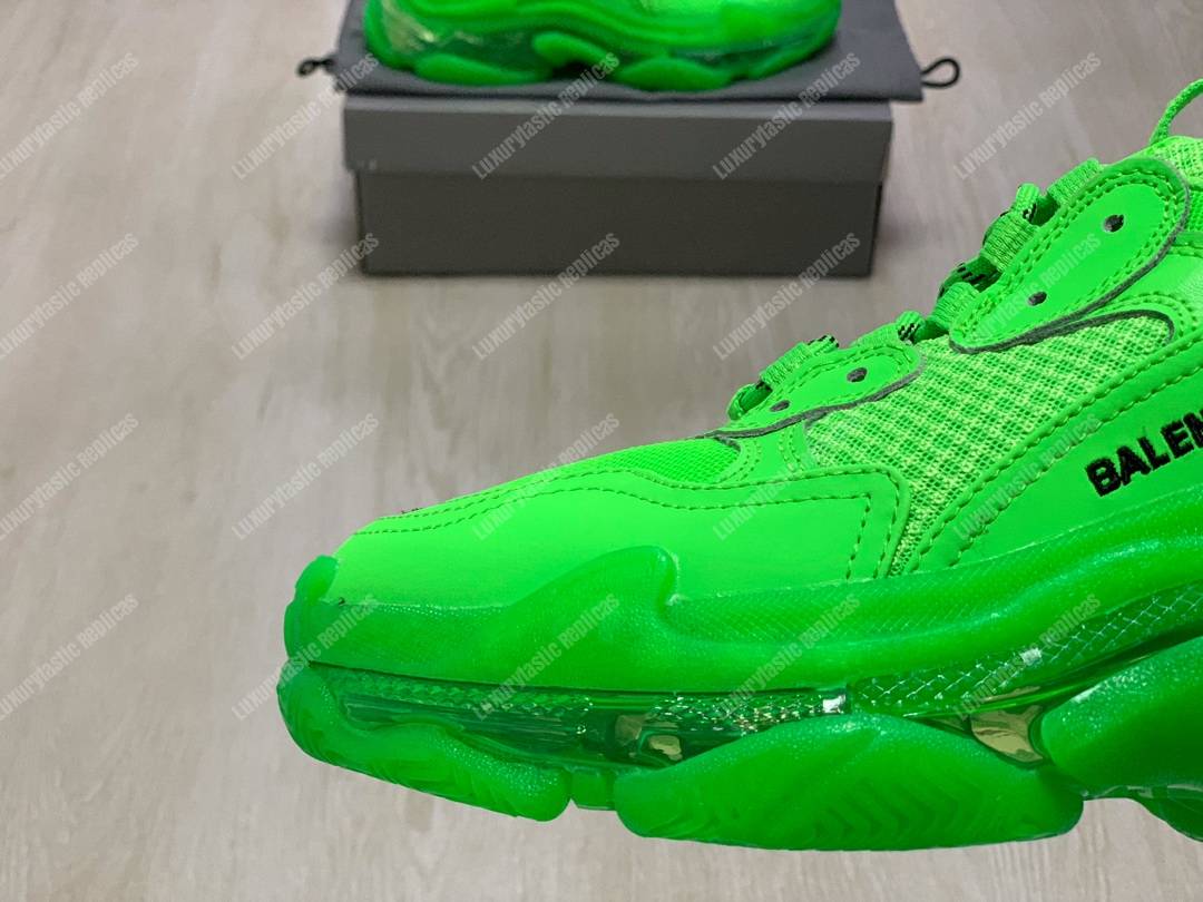 Ba*len*cia*ga triple s clear sole green