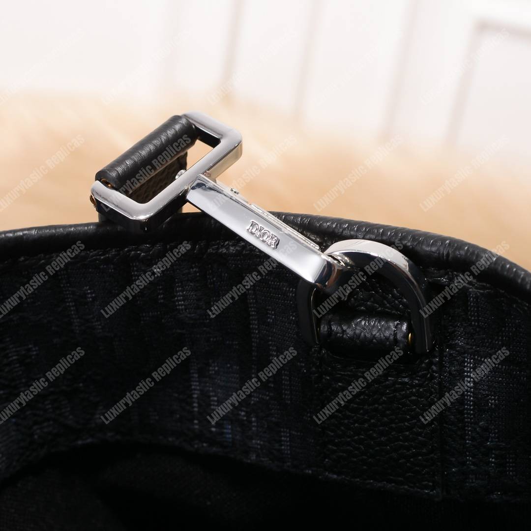 black voyage D*or oblique tote bag