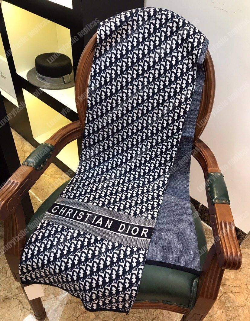 CD Blue Oblique Stole