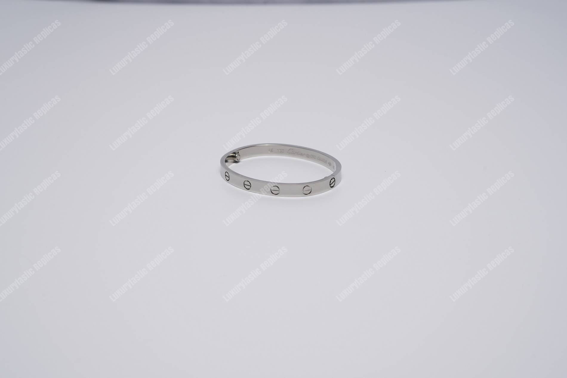 Cartier Love Bracelet Replica
