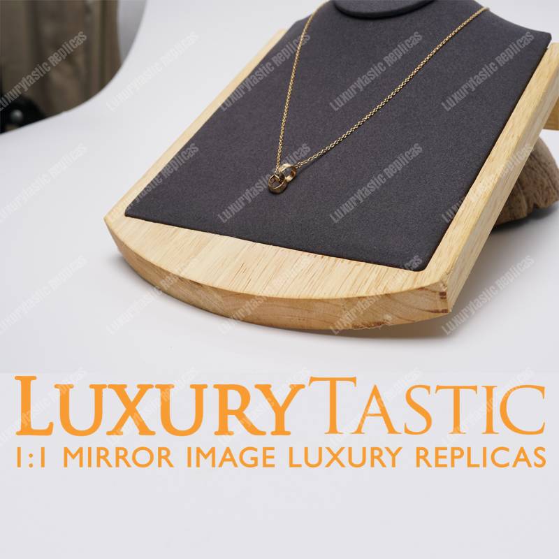 Cartier Love Necklace Replica