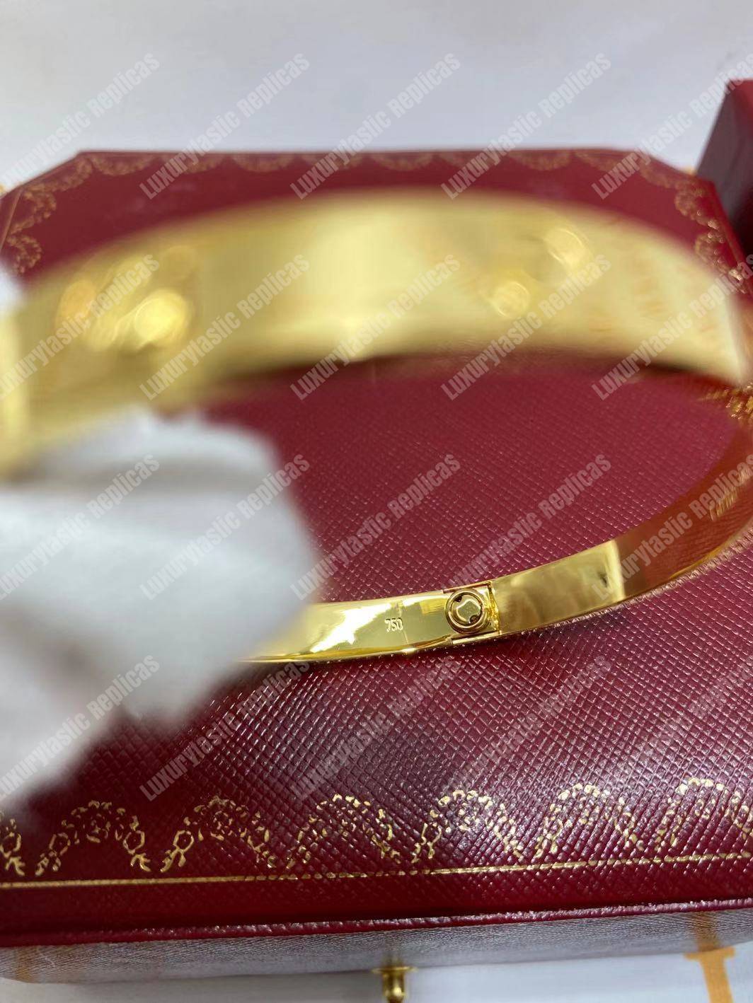 Cartier Love Bracelet Replica