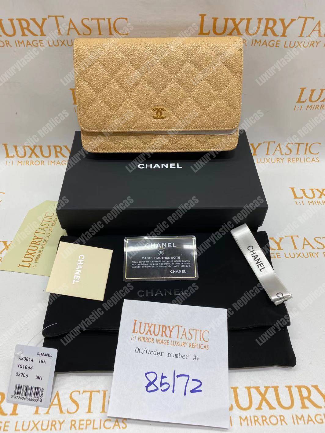 Ch*el wallet on chain – woc classic caviar gold-toned metal light yellow