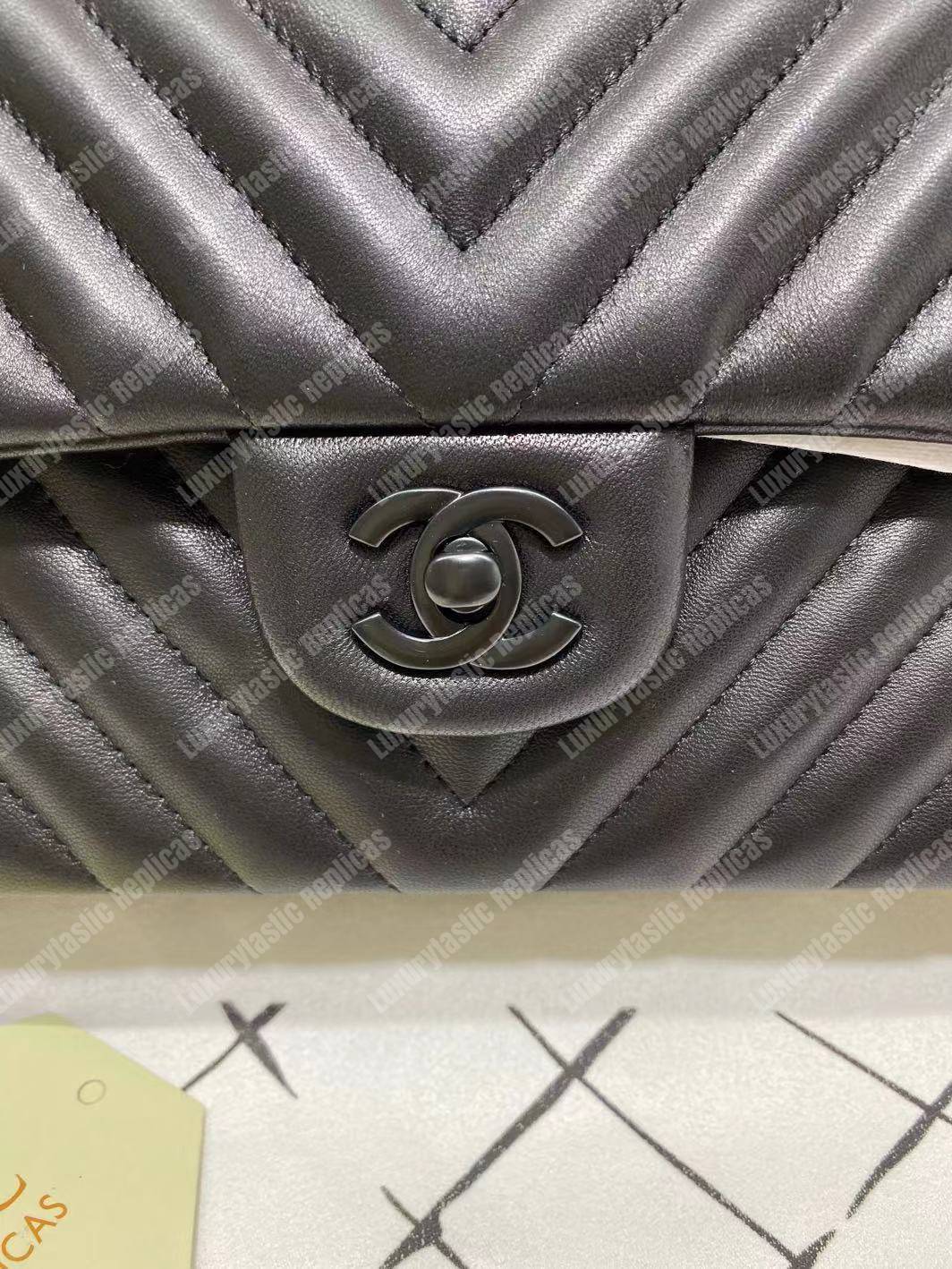 Ch*el classic medium handbag black