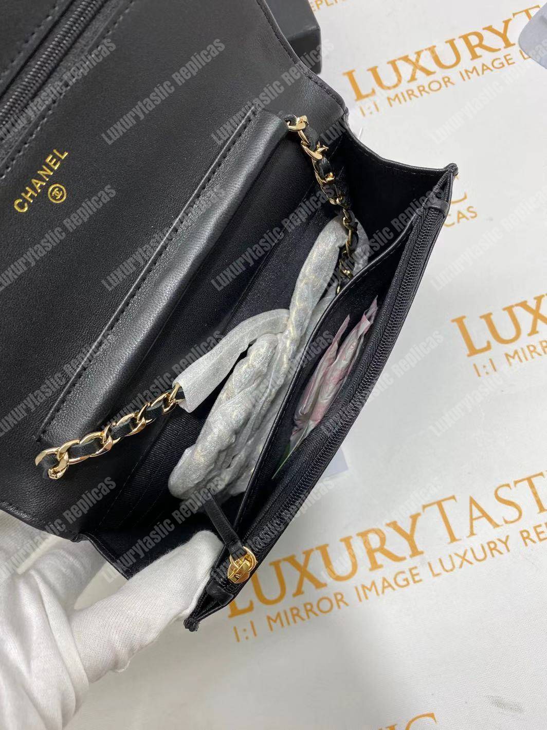 Ch*el wallet on chain lambskin