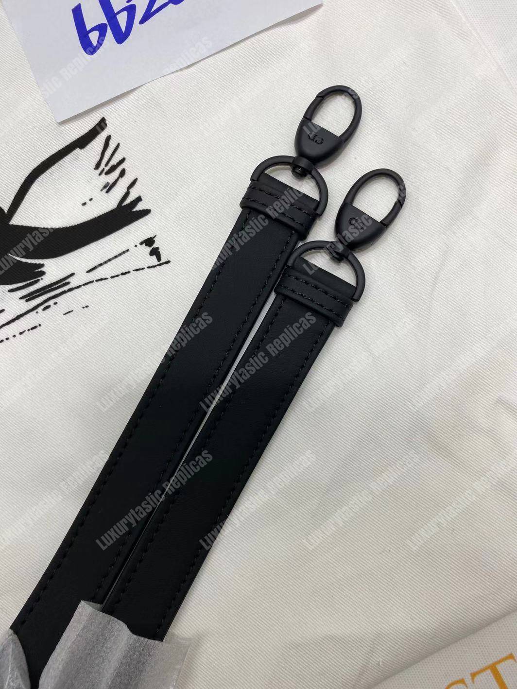 lady D*or ultra-matte medium bag black