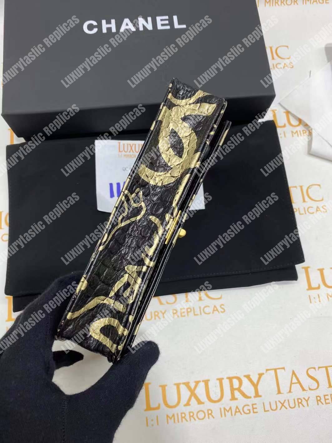 Ch*el wallet on chain – woc crocodile-embossed print gold-toned