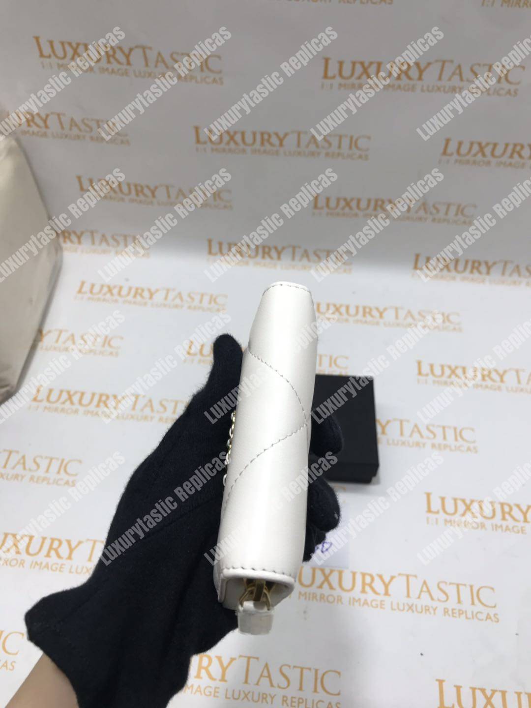 Ch*el 19 zipped coin purse white