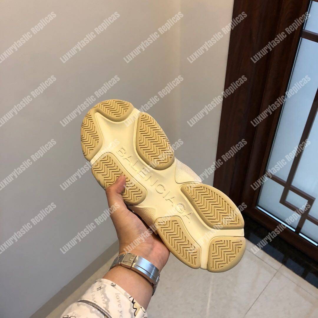 Ba*len*cia*ga triple s sneaker blue / gris / red / black