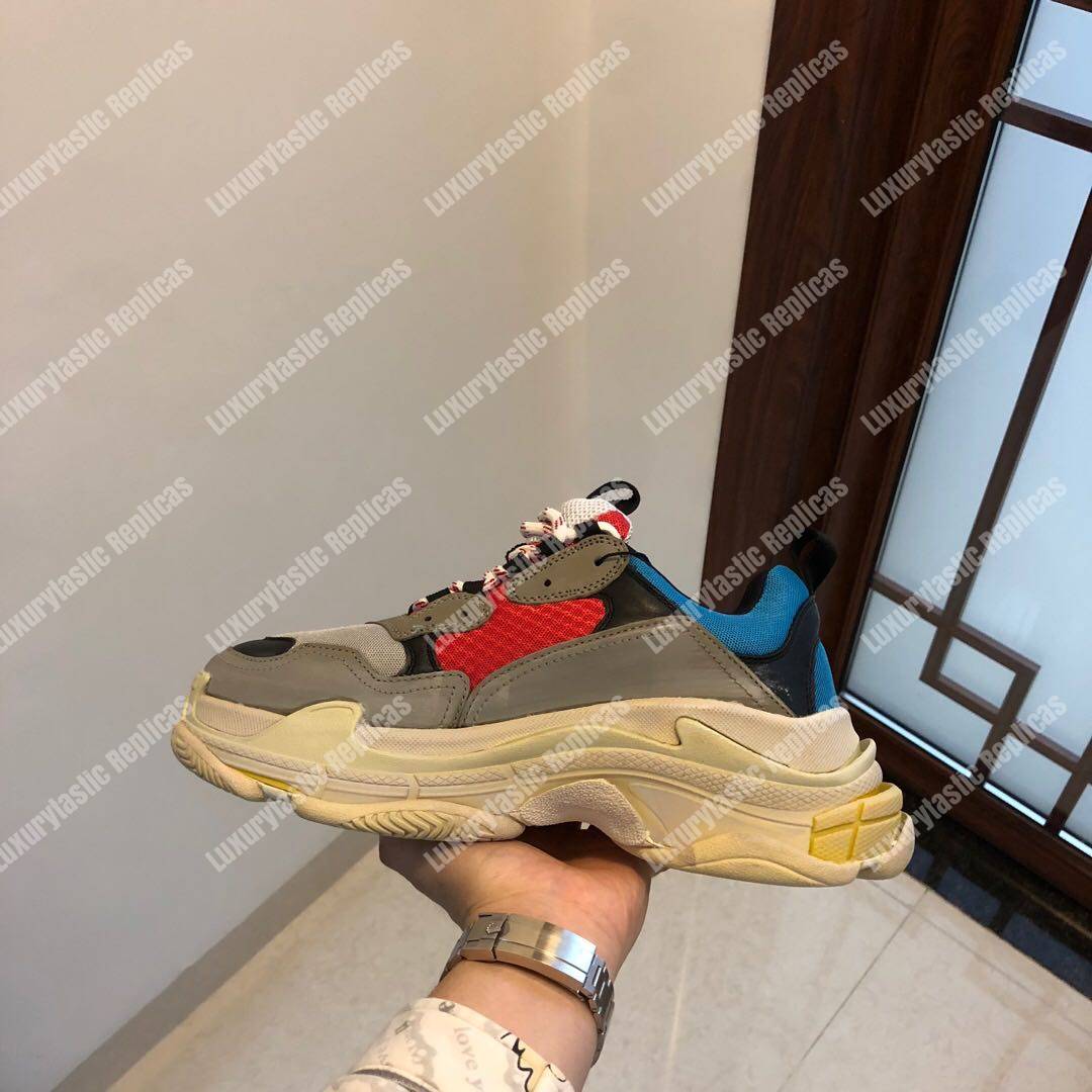 Ba*len*cia*ga triple s sneaker blue / gris / red / black