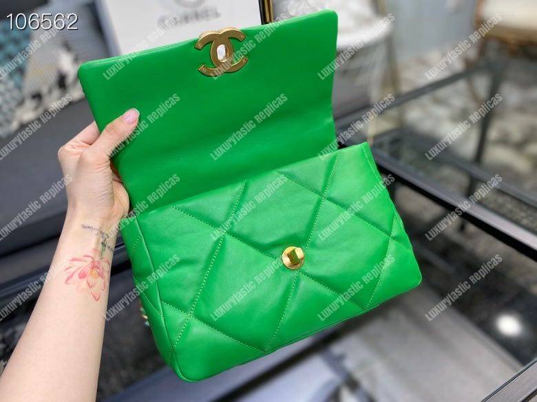 Ch*el 19 maxi flap bag green