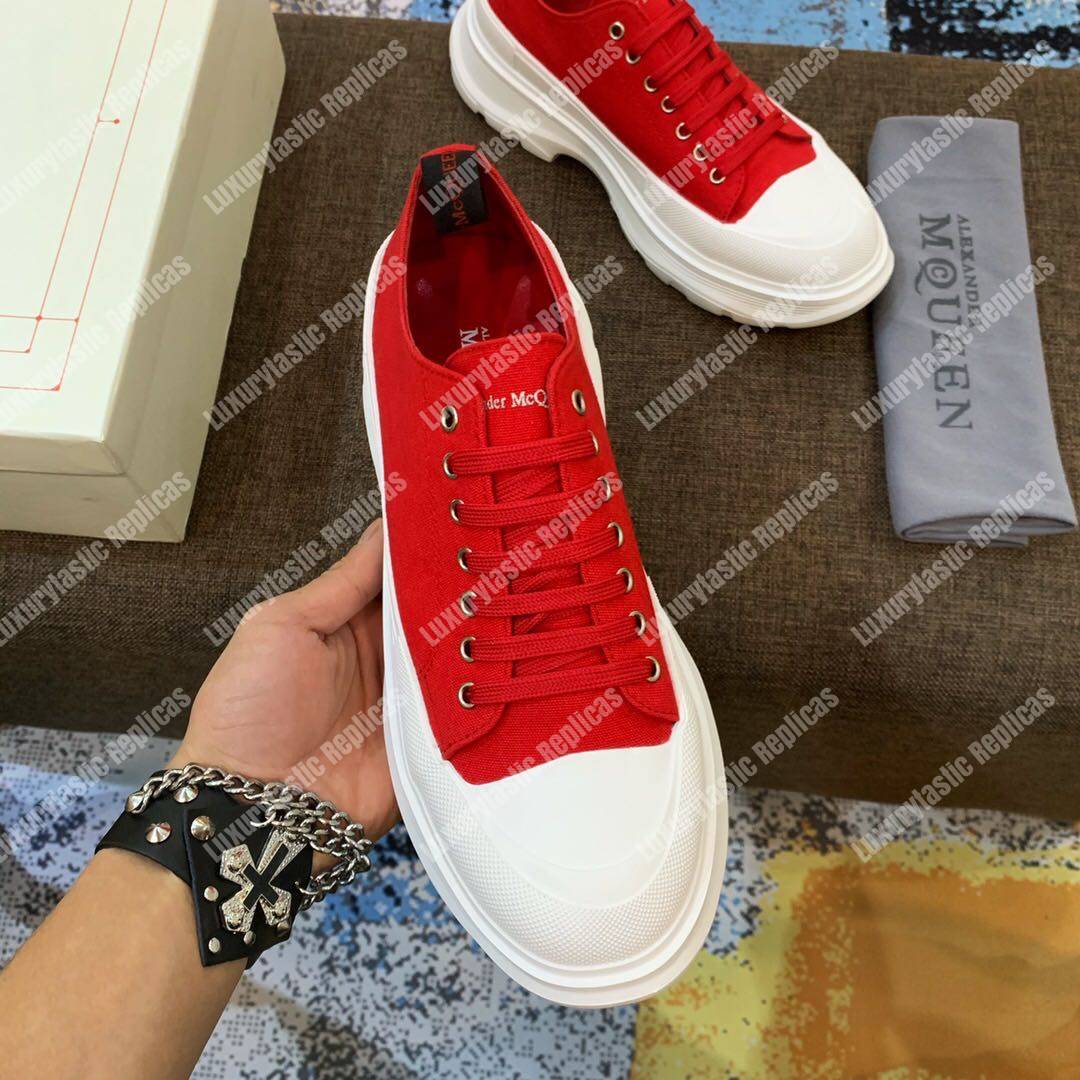Alexander Mcqueen Tread Slick Lace Lust Red