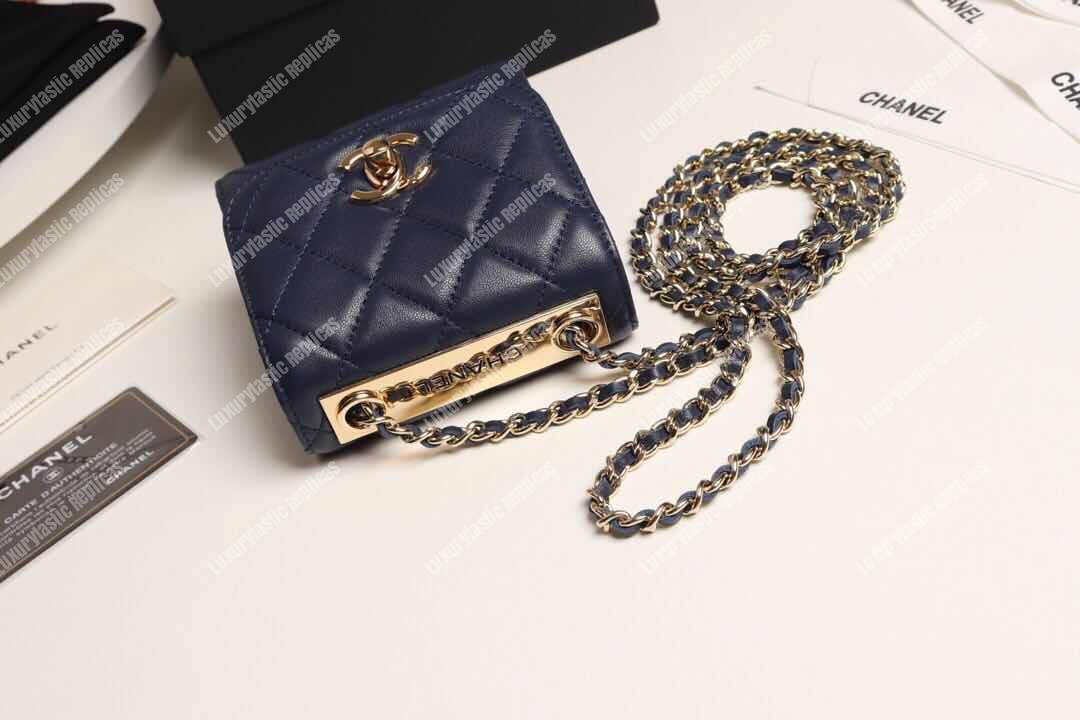 Ch*el clutch with chain navy blue