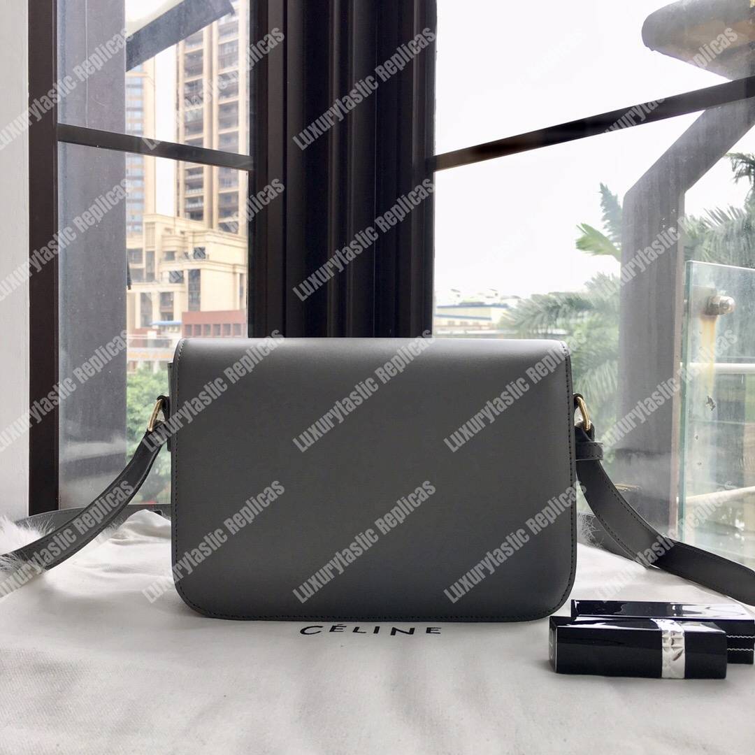 Ce**e medium triomphe bag in shiny calfskin grey