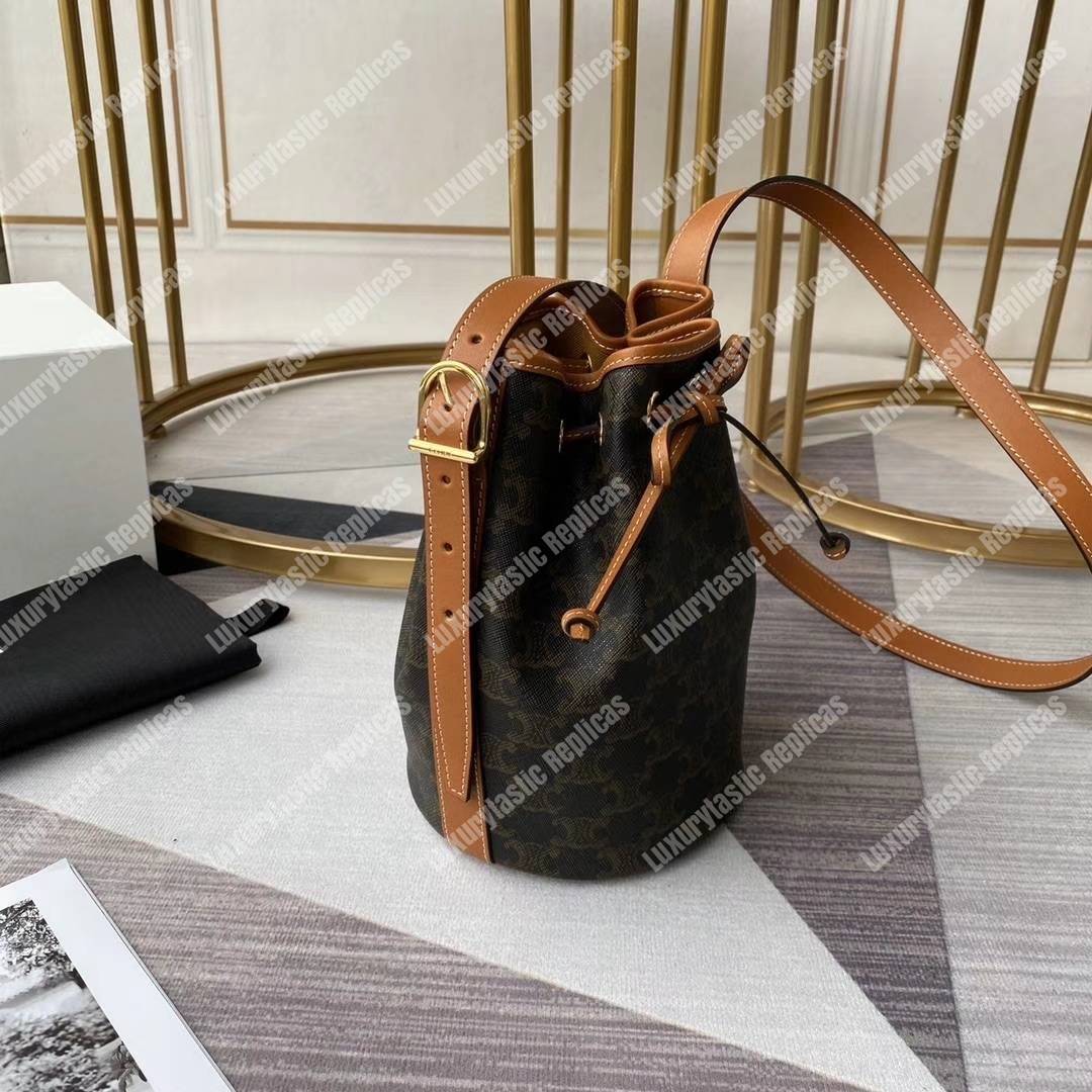 Ce**e small drawstring bag in triomphe canvas