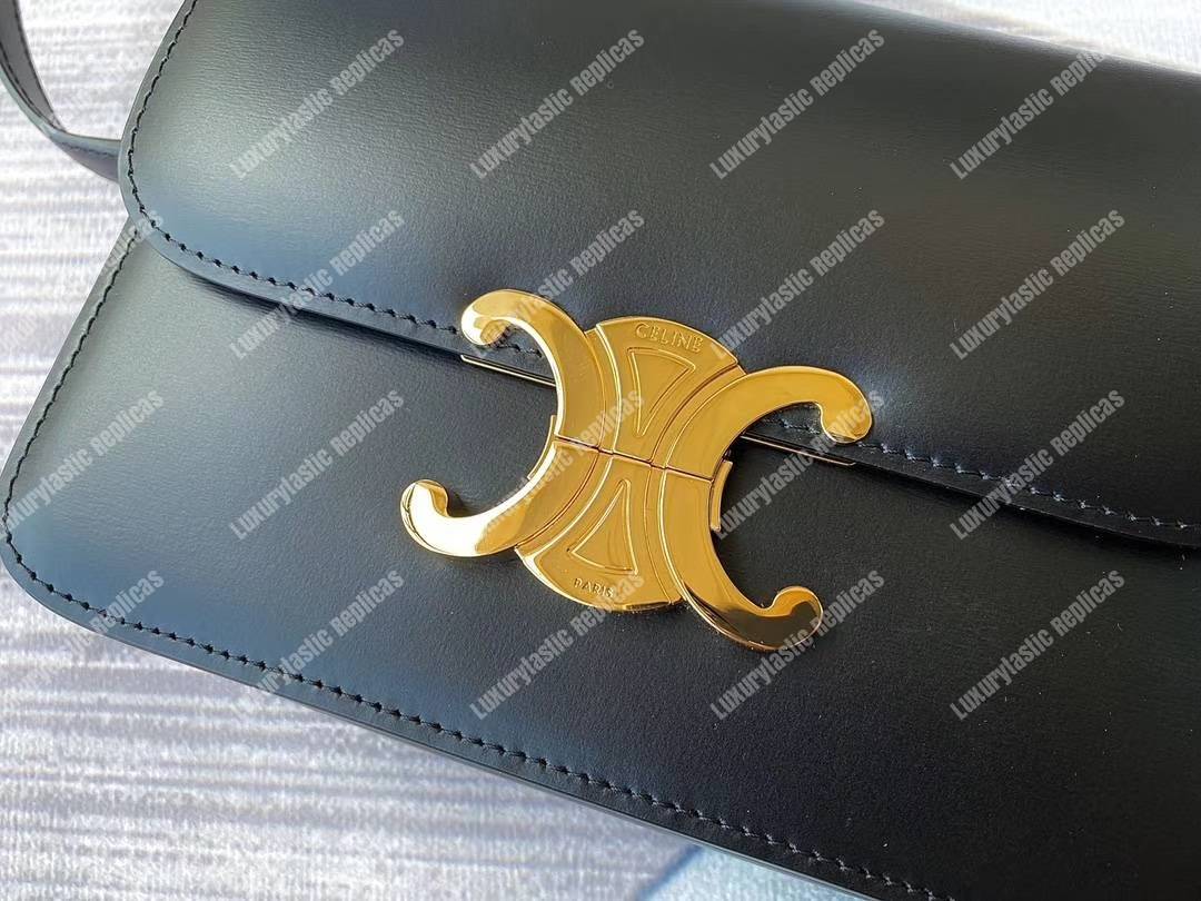 Ce**e teen triomphe bag in shiny calfskin black