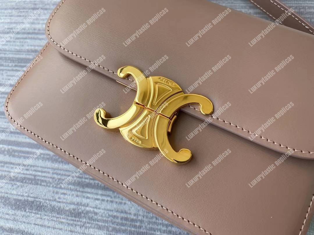 Ce**e teen triomphe bag in shiny calfskin nude