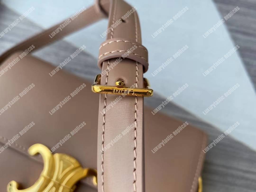 Ce**e teen triomphe bag in shiny calfskin nude