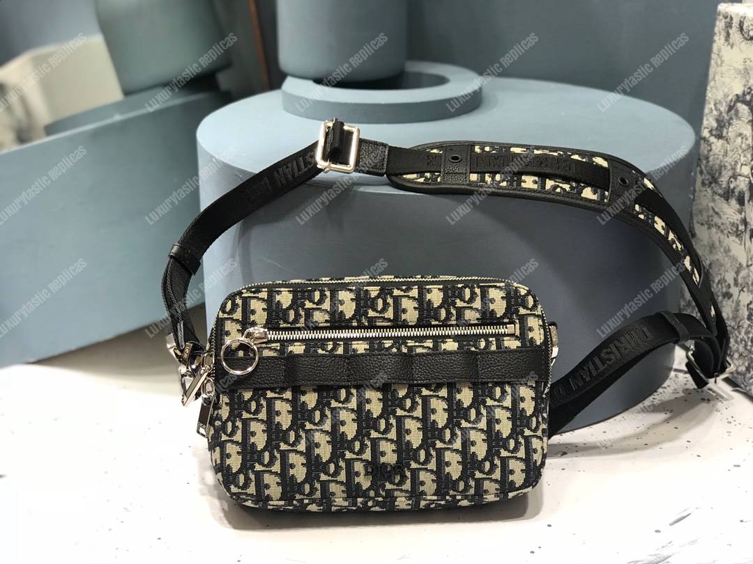 safari D*or oblique messenger bag