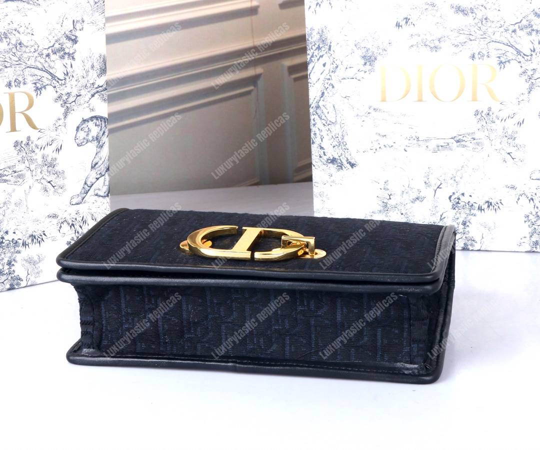 D*or wavy-effect 30 montaigne bag with chain black