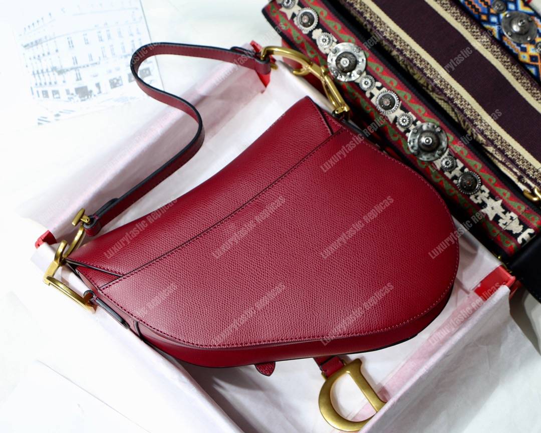 D*or saddle bag in red calfskin
