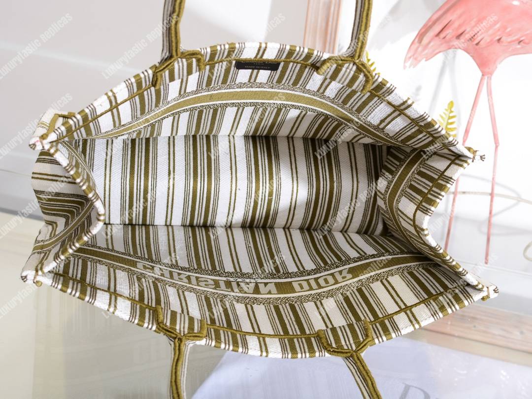 D*or book tote bag marbella exclusive khaki green