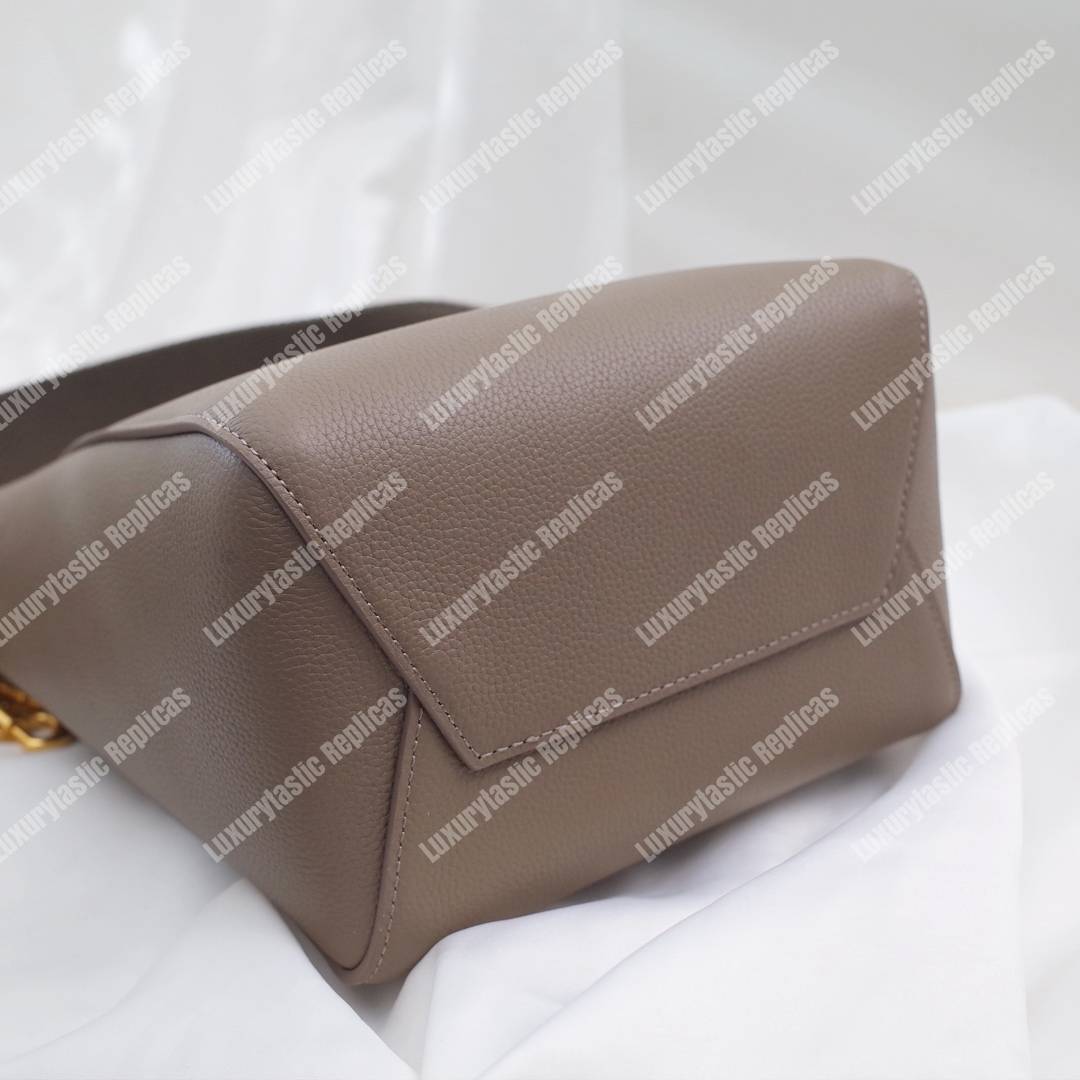 Ce**e sangle small bucket bag in soft grained calfskin taupe