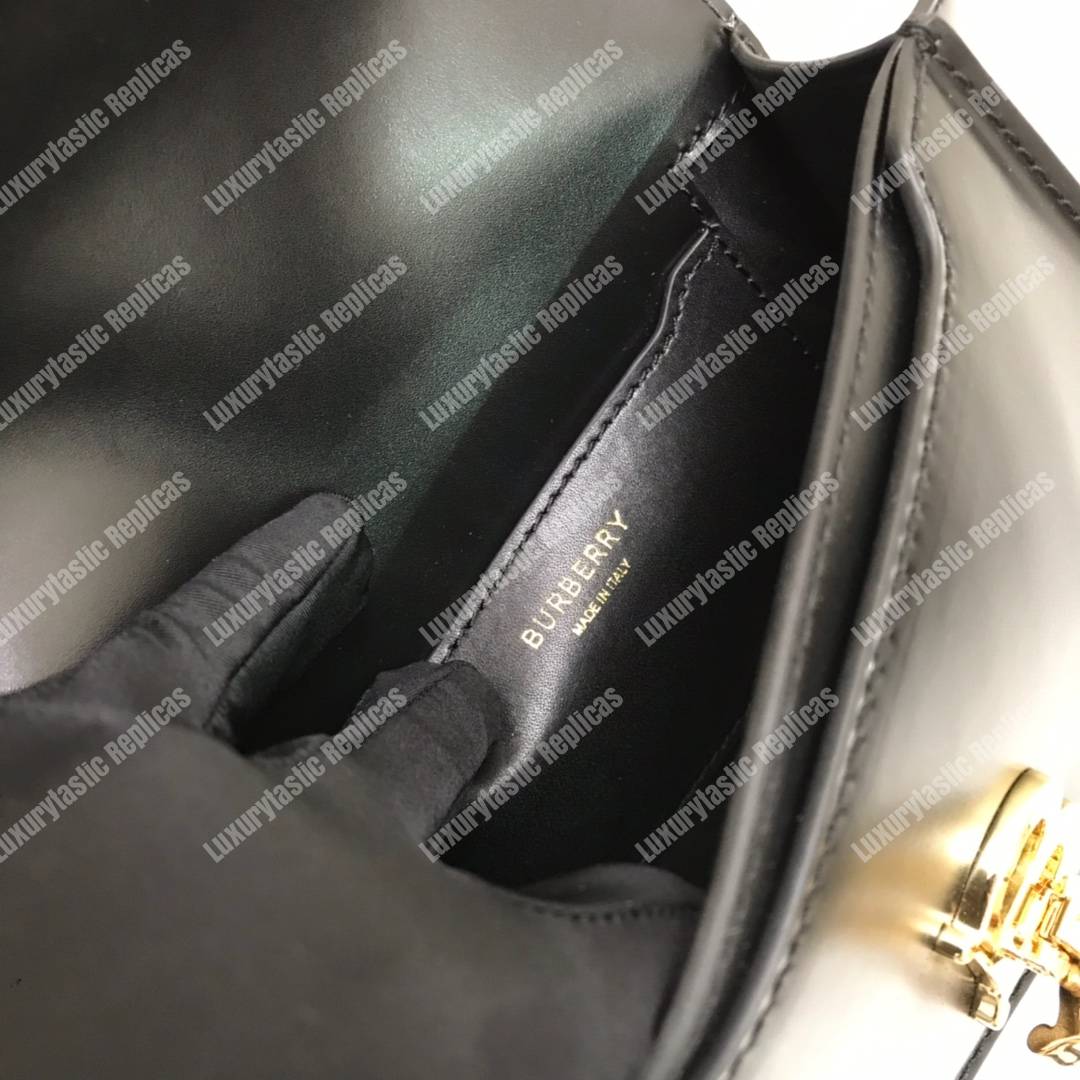 B**rry belted leather tb bag black