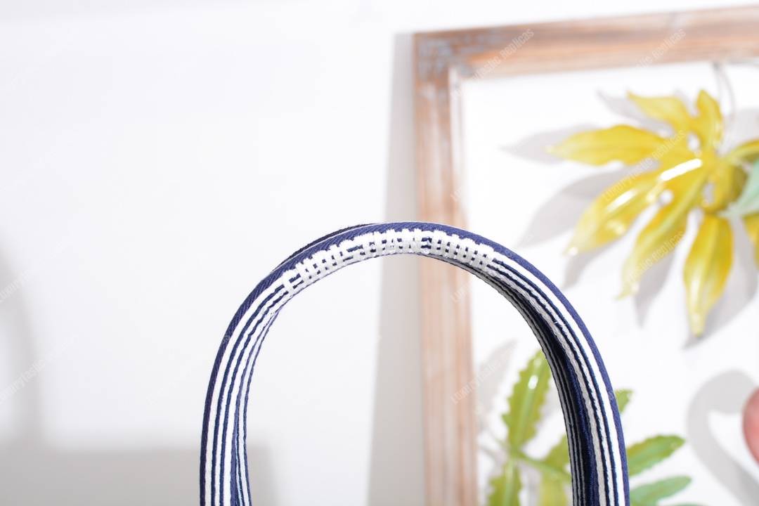 D*or book tote bag marbella exclusive blue