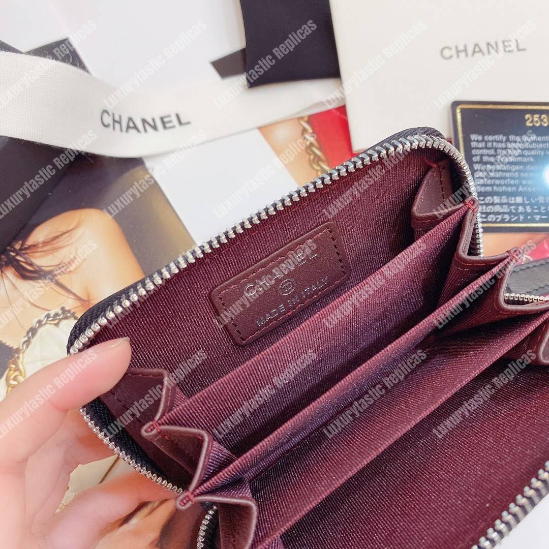 Classic Zipped Card Holder Silver Toned Lambskin Black