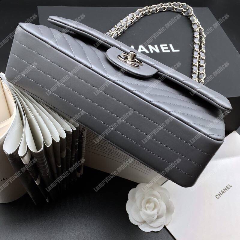 Ch*el classic medium handbag grey