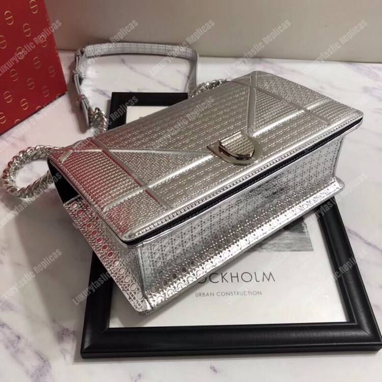 D*orama silver-toned metallic calfskin flap bag