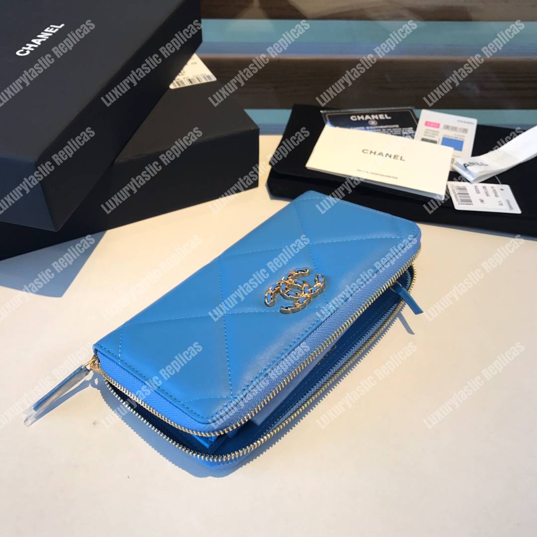 Ch*el 19 long zipped wallet sky blue