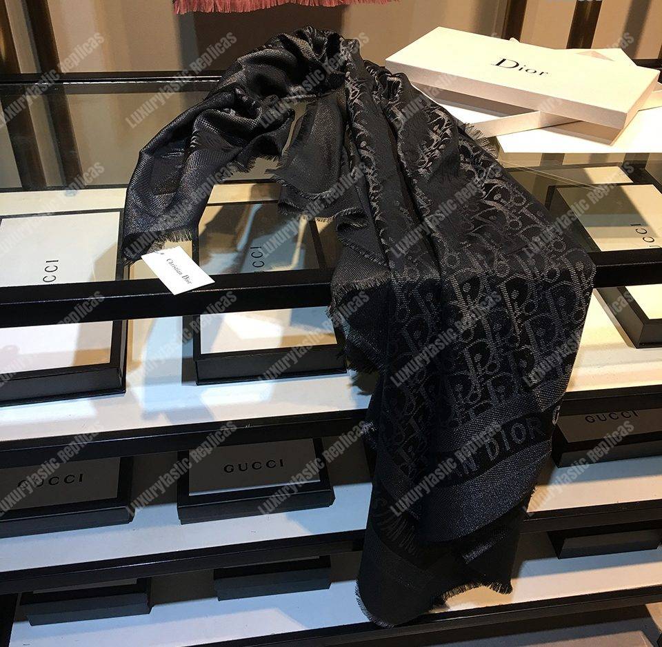 CD Oblique 140 Stole Black