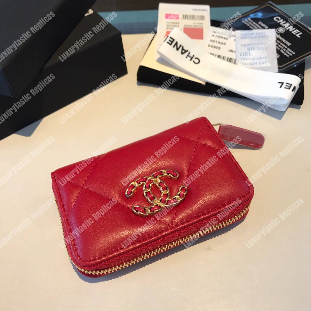 Ch*el 19 zipped coin purse scarlet