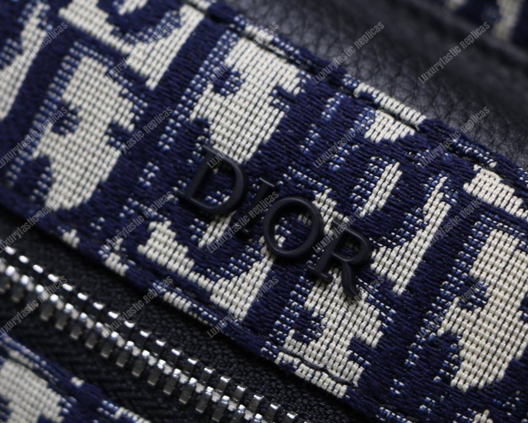 D*or oblique backpack