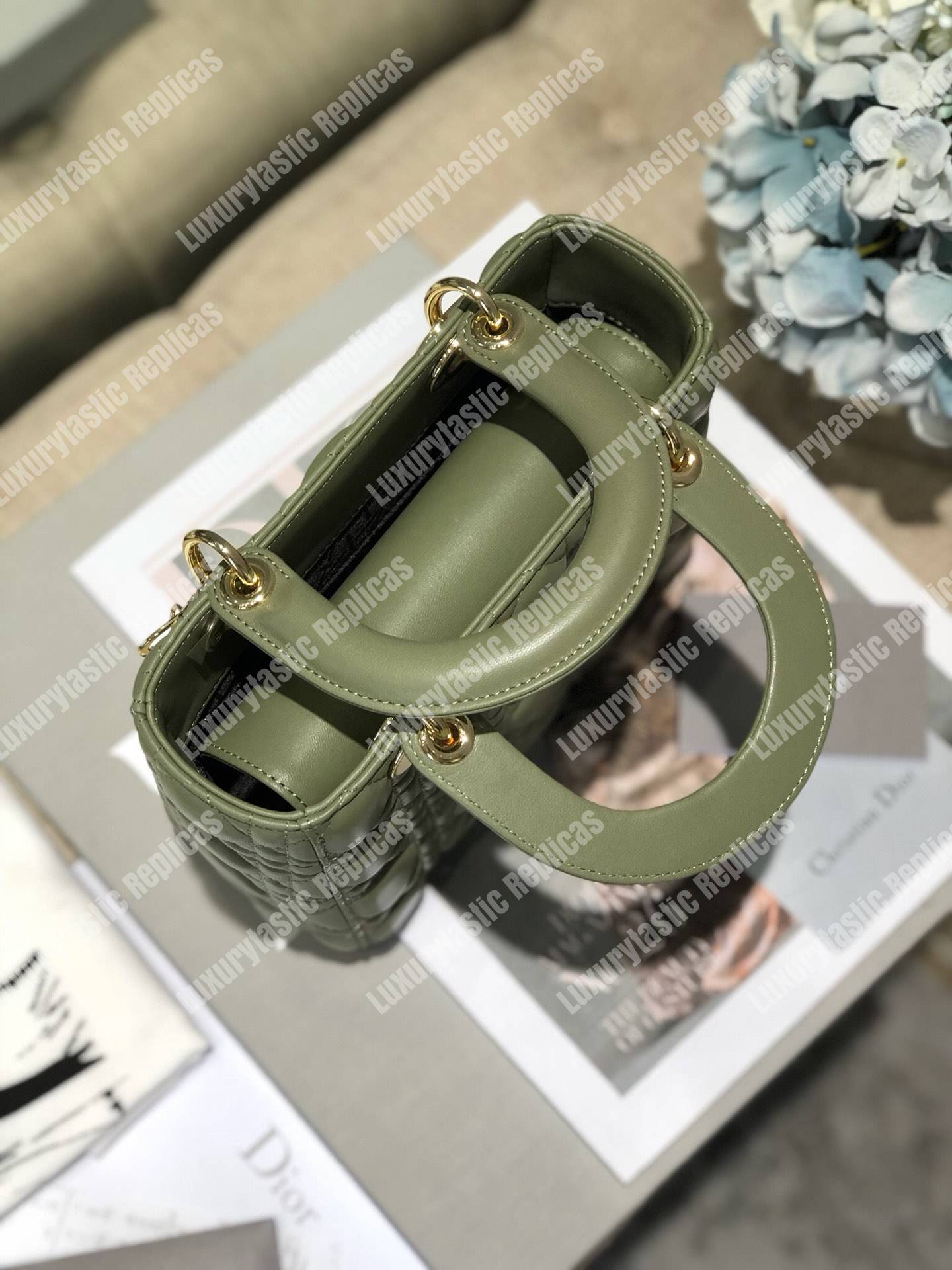 lady D*or medium bag green