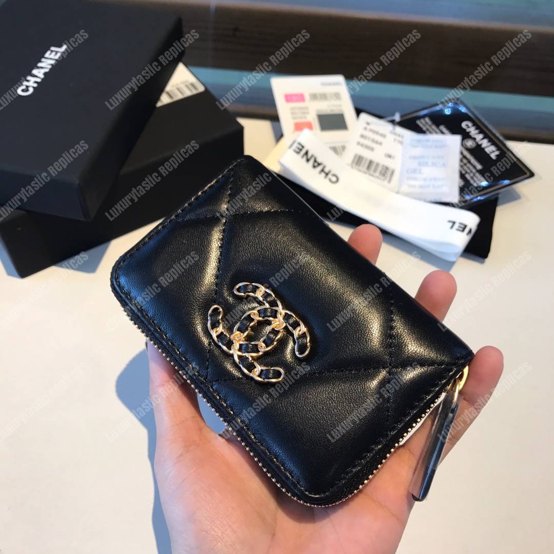 Ch*el 19 zipped coin purse black