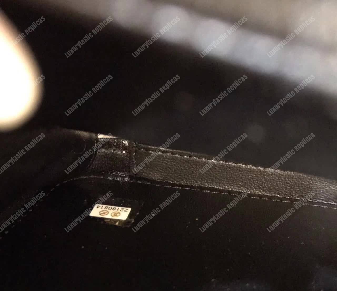 Ch*el vanity case white