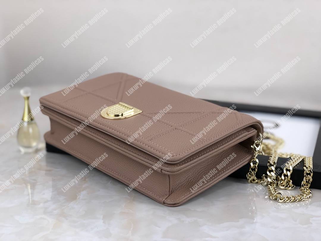 D*orama calfskin clutch pale pink