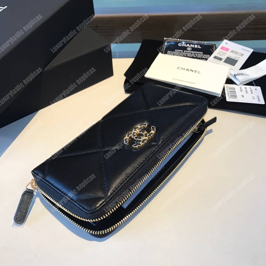 Ch*el 19 long zipped wallet sky black